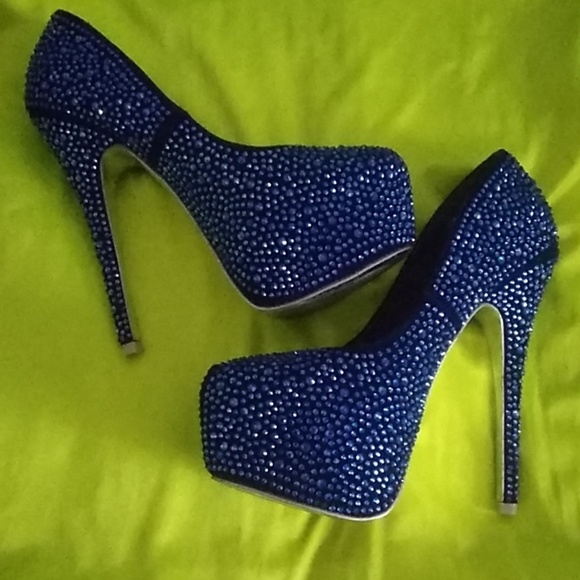 $25 - Picture 1 of 4